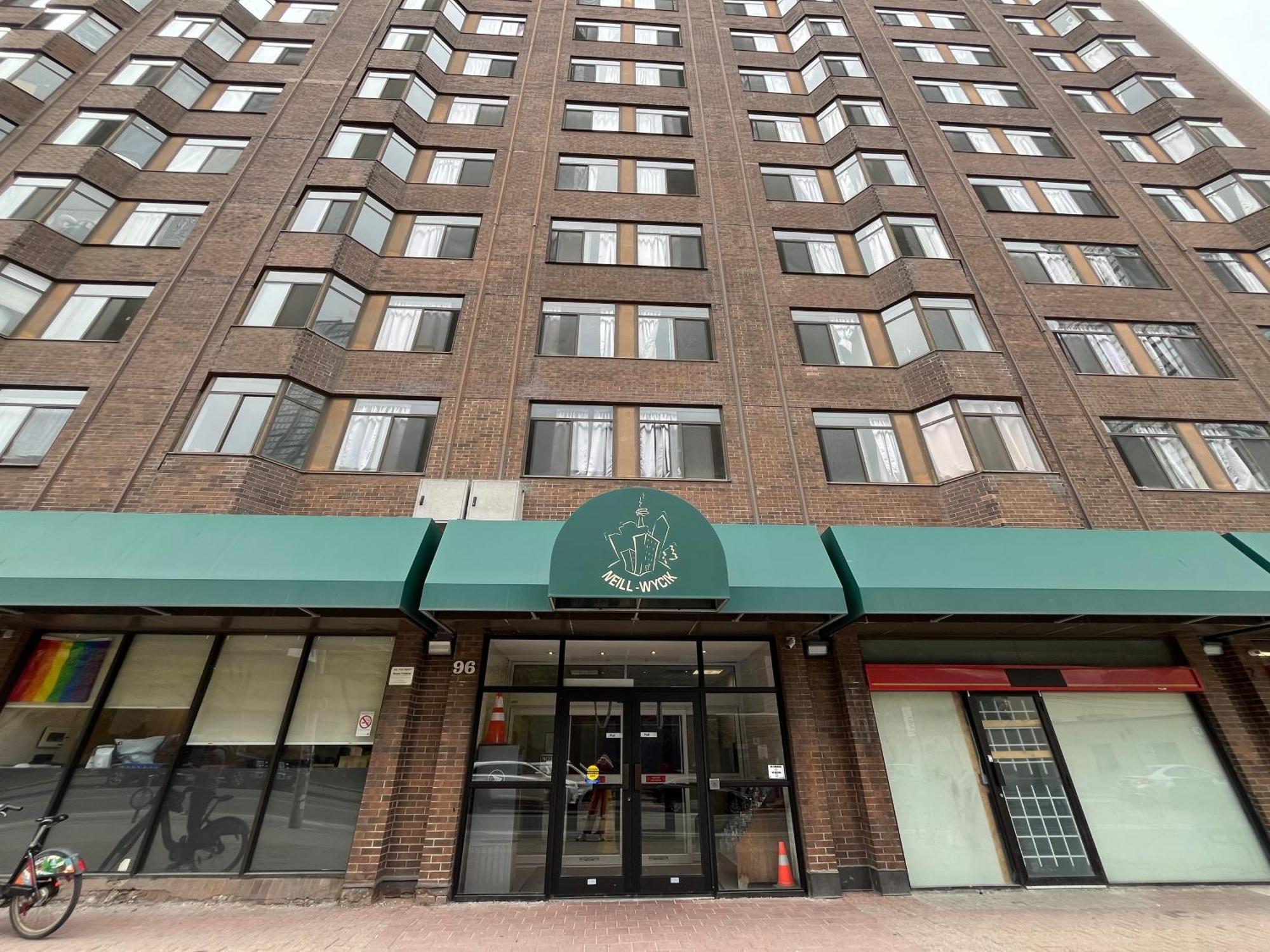 Neill Wycik Hotel Toronto Exterior photo